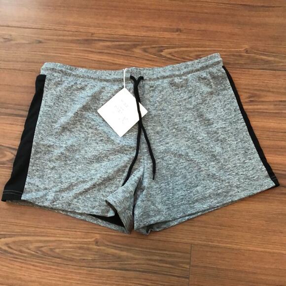 NWT Miss Fortune Workout Shorts Lined Gray Size Large - Picture 2 of 10